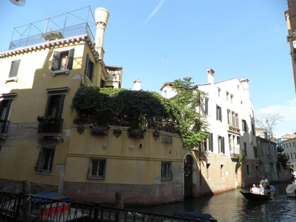 Residenza De L'Osmarin Suites Veneza Exterior foto