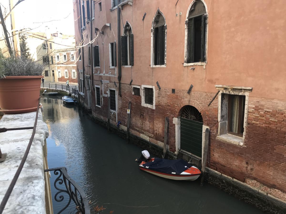 Residenza De L'Osmarin Suites Veneza Exterior foto